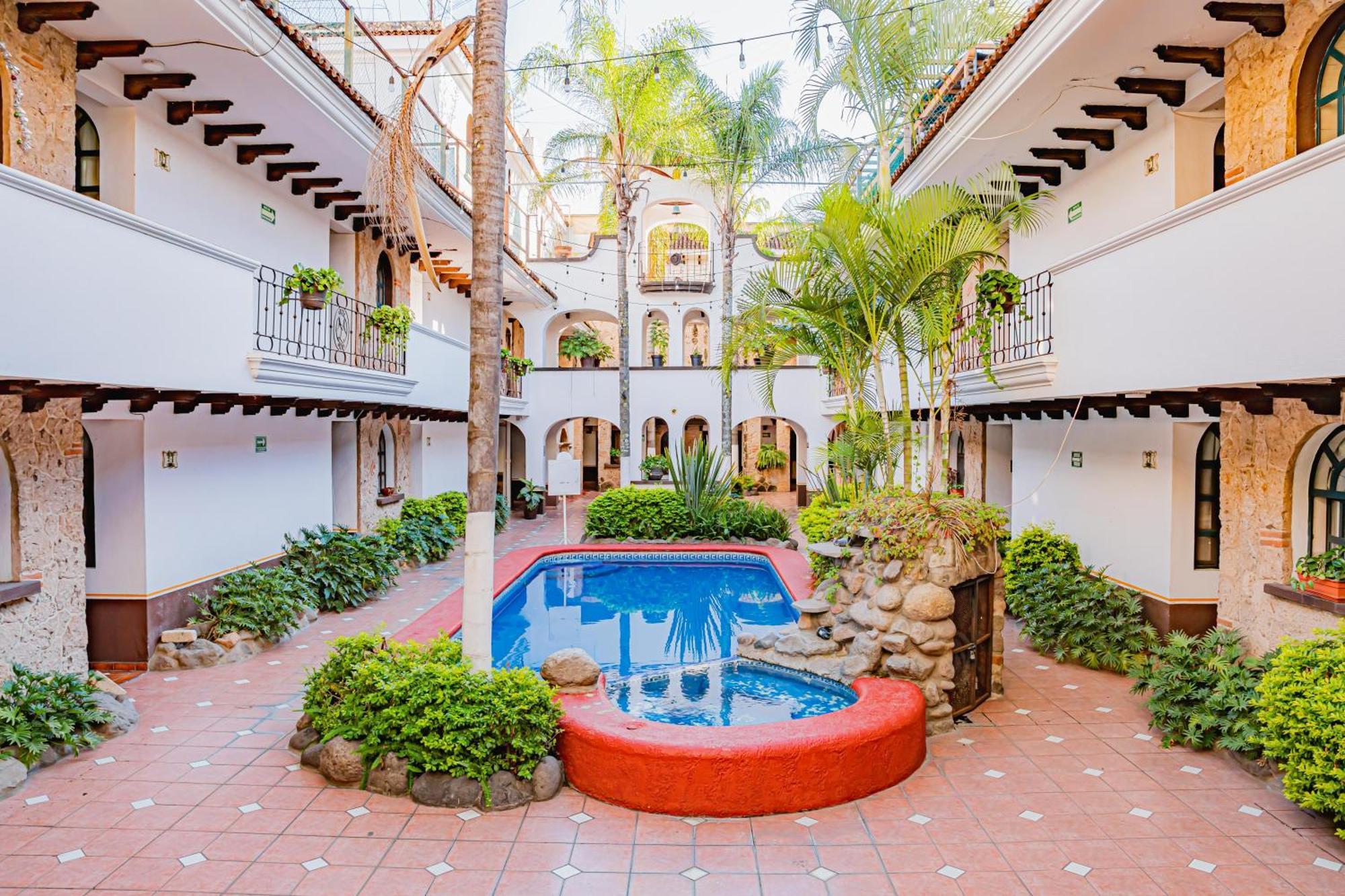 Hotel Zapotlan С'юдад-Гусман Екстер'єр фото